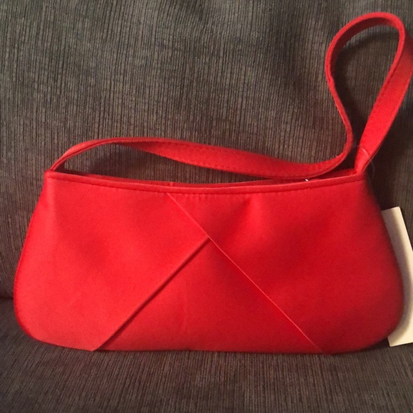 Red La Regale Purse with Tags - Picture 3 of 9